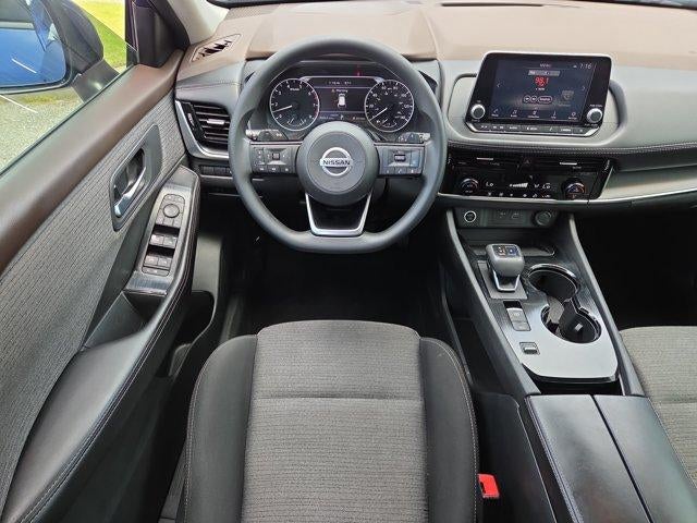 2021 Nissan Rogue FWD SV