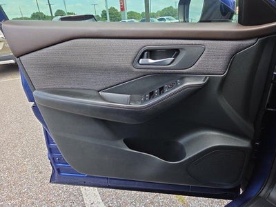 2021 Nissan Rogue FWD SV