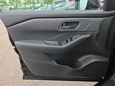 2026 Nissan Rogue FWD S *Ltd Avail*
