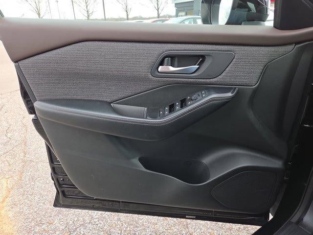 2023 Nissan Rogue FWD SV