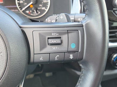 2025 Nissan Pathfinder SV 4WD