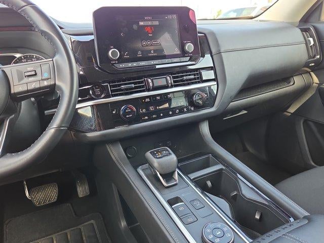 2025 Nissan Pathfinder SV 4WD