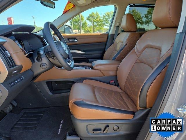 2025 Nissan Pathfinder Platinum 4WD