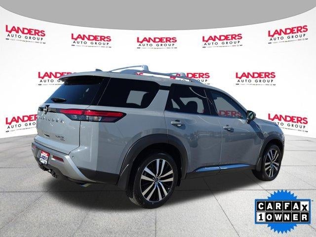 2025 Nissan Pathfinder Platinum 4WD