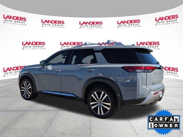 2025 Nissan Pathfinder Platinum 4WD