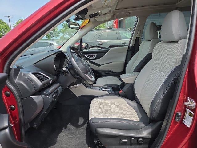 2022 Subaru Forester Premium CVT