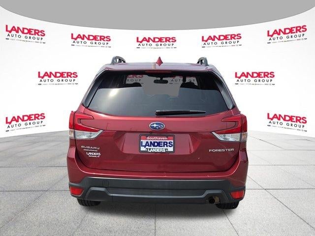 2022 Subaru Forester Premium CVT