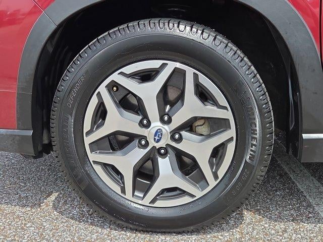 2022 Subaru Forester Premium CVT