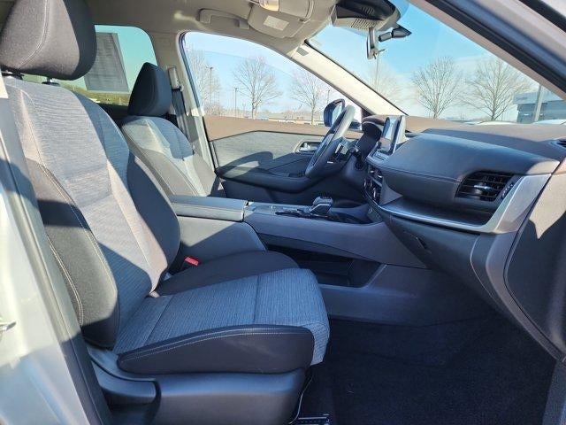 2023 Nissan Rogue FWD SV