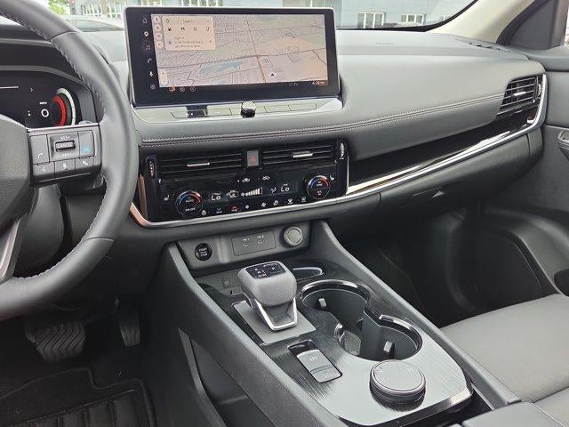 2025 Nissan Rogue AWD SL