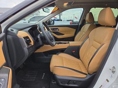 2023 Nissan Rogue AWD Platinum