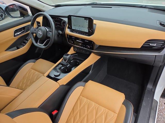 2023 Nissan Rogue AWD Platinum