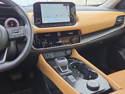 2023 Nissan Rogue AWD Platinum