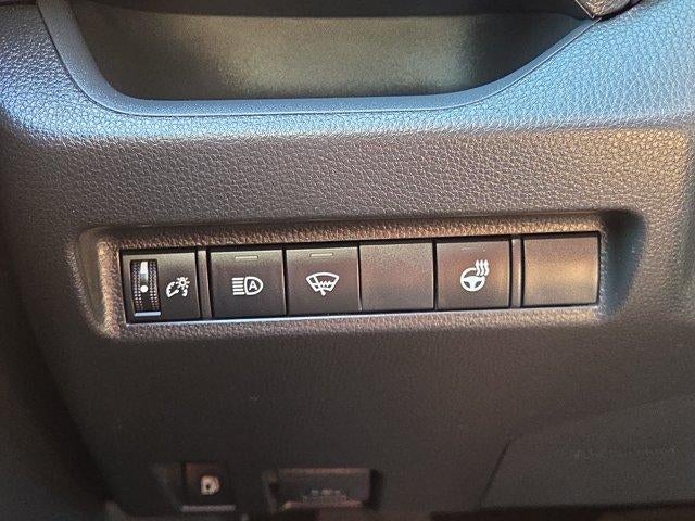 2022 Toyota RAV4 Hybrid SE AWD (Natl)