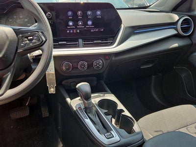 2024 Chevrolet Trax FWD 4dr LS