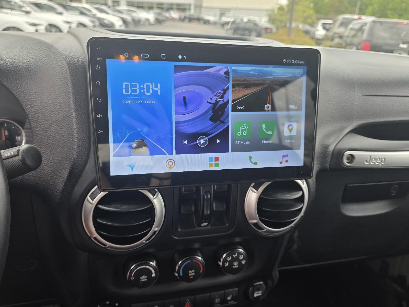 2013 Jeep Wrangler Unlimited 4WD 4dr Sahara