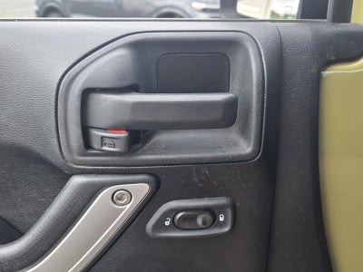 2013 Jeep Wrangler Unlimited 4WD 4dr Sahara