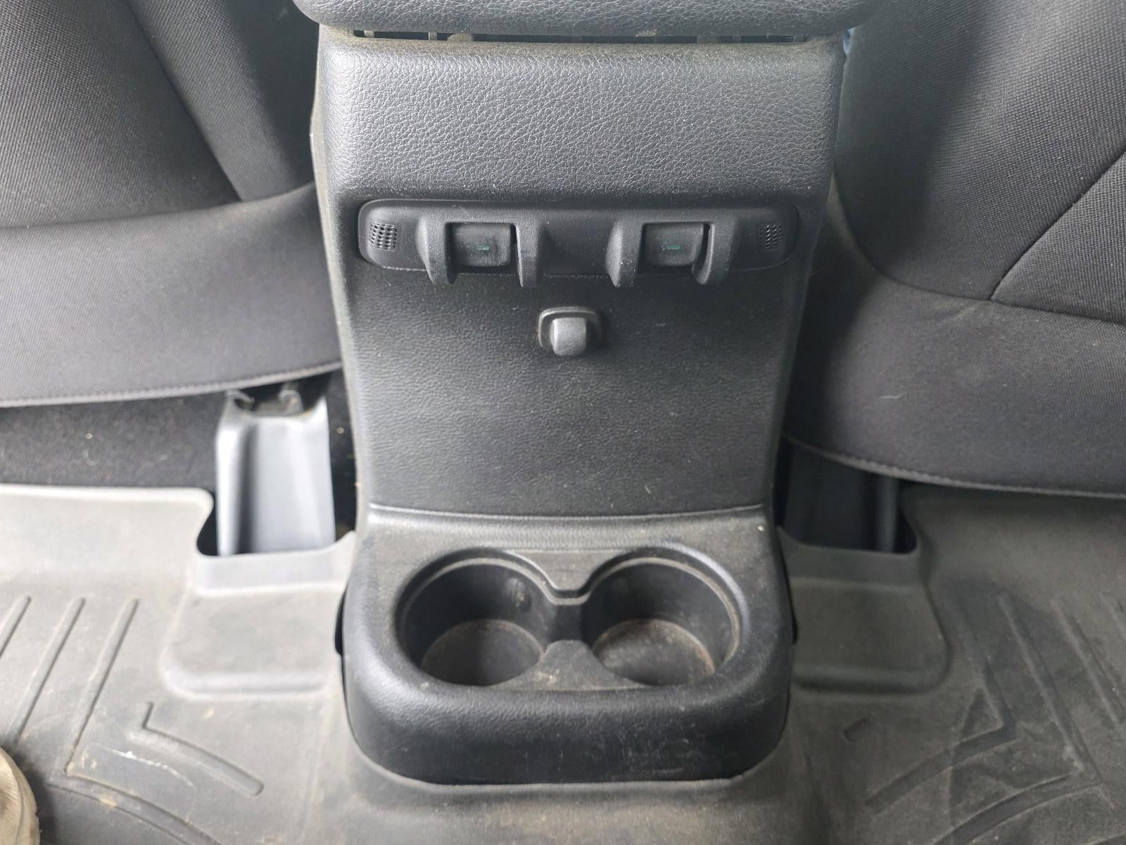 2013 Jeep Wrangler Unlimited 4WD 4dr Sahara