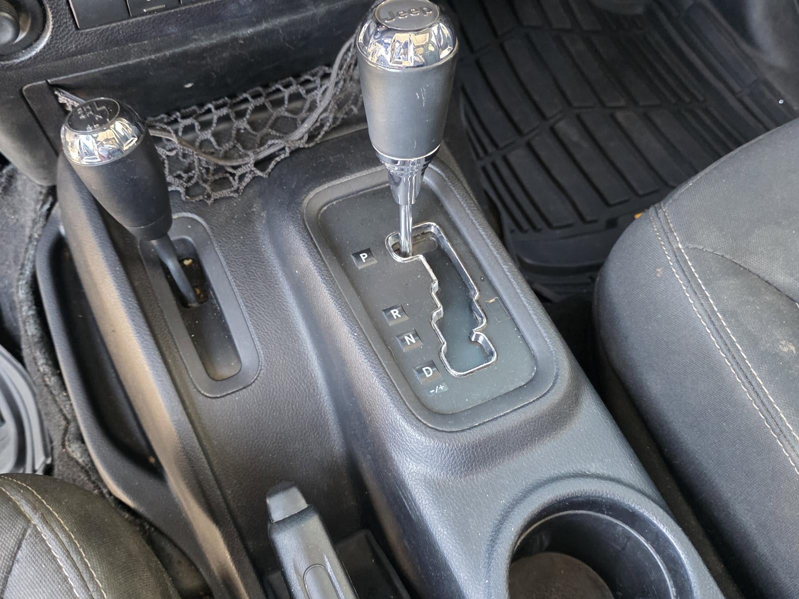 2016 Jeep Wrangler Unlimited 4WD 4dr Sahara