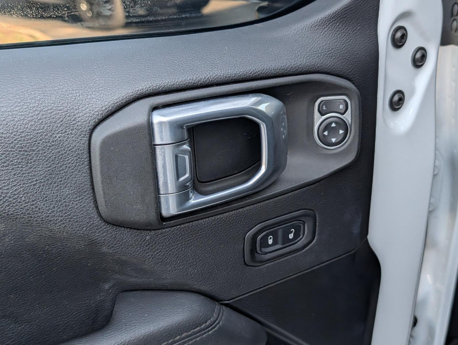 2021 Jeep Wrangler Unlimited Sahara Altitude 4x4