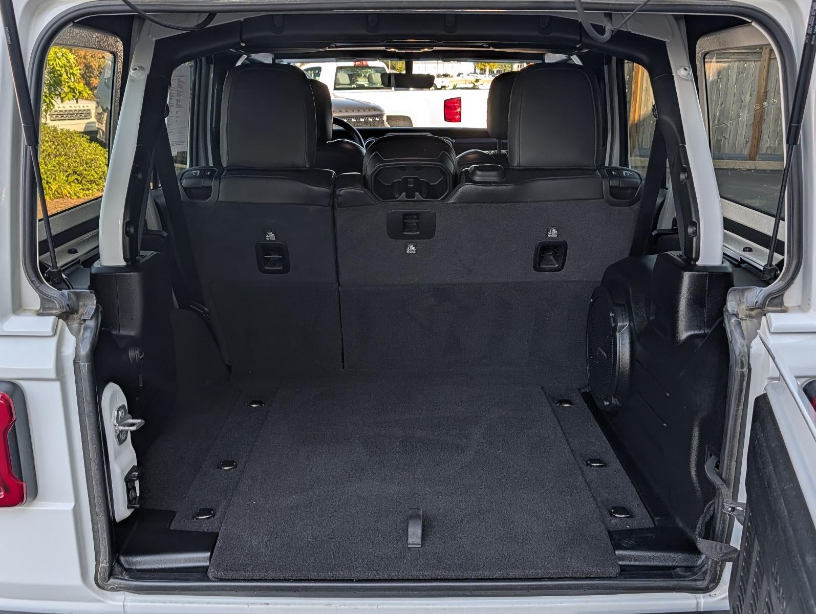 2021 Jeep Wrangler Unlimited Sahara Altitude 4x4