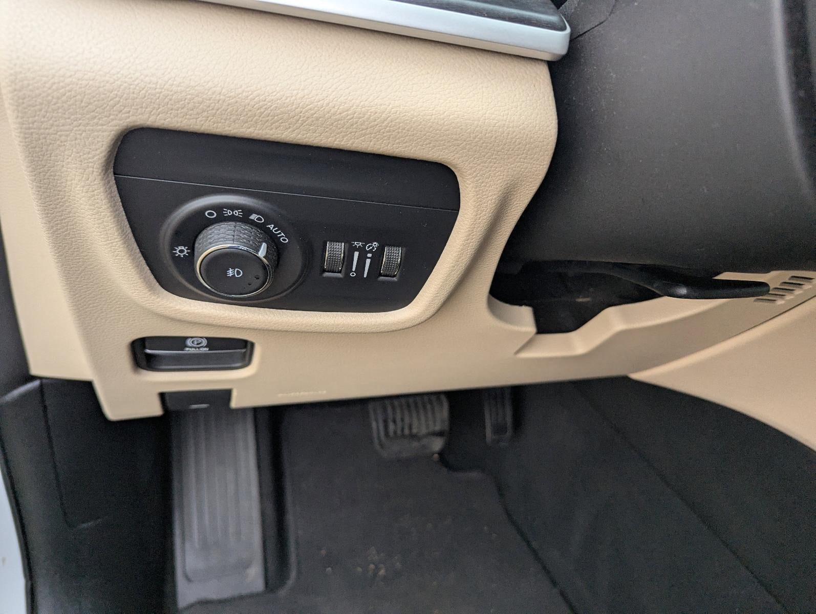 2023 Jeep Grand Cherokee Limited 4x2