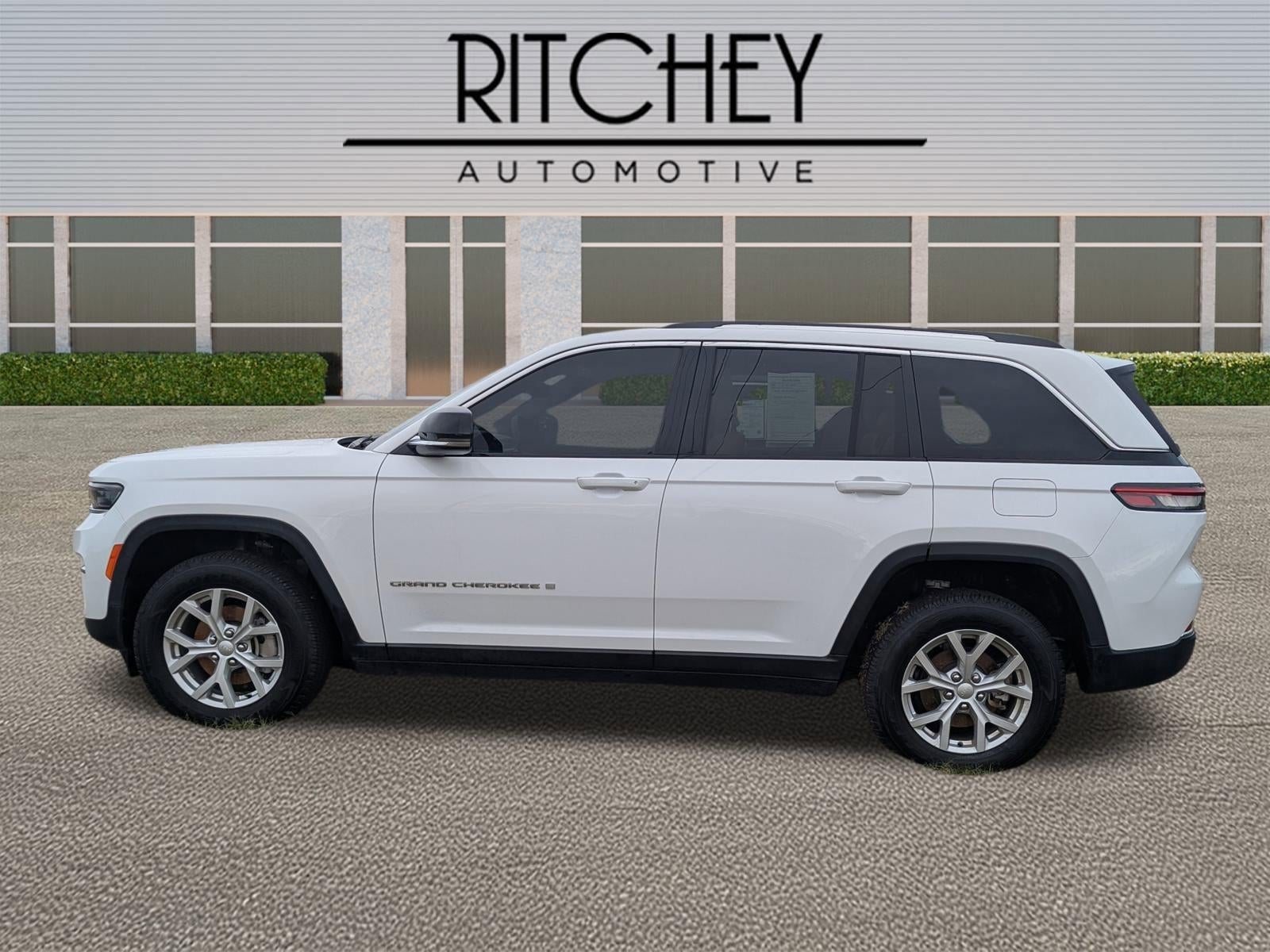 2023 Jeep Grand Cherokee Limited 4x2