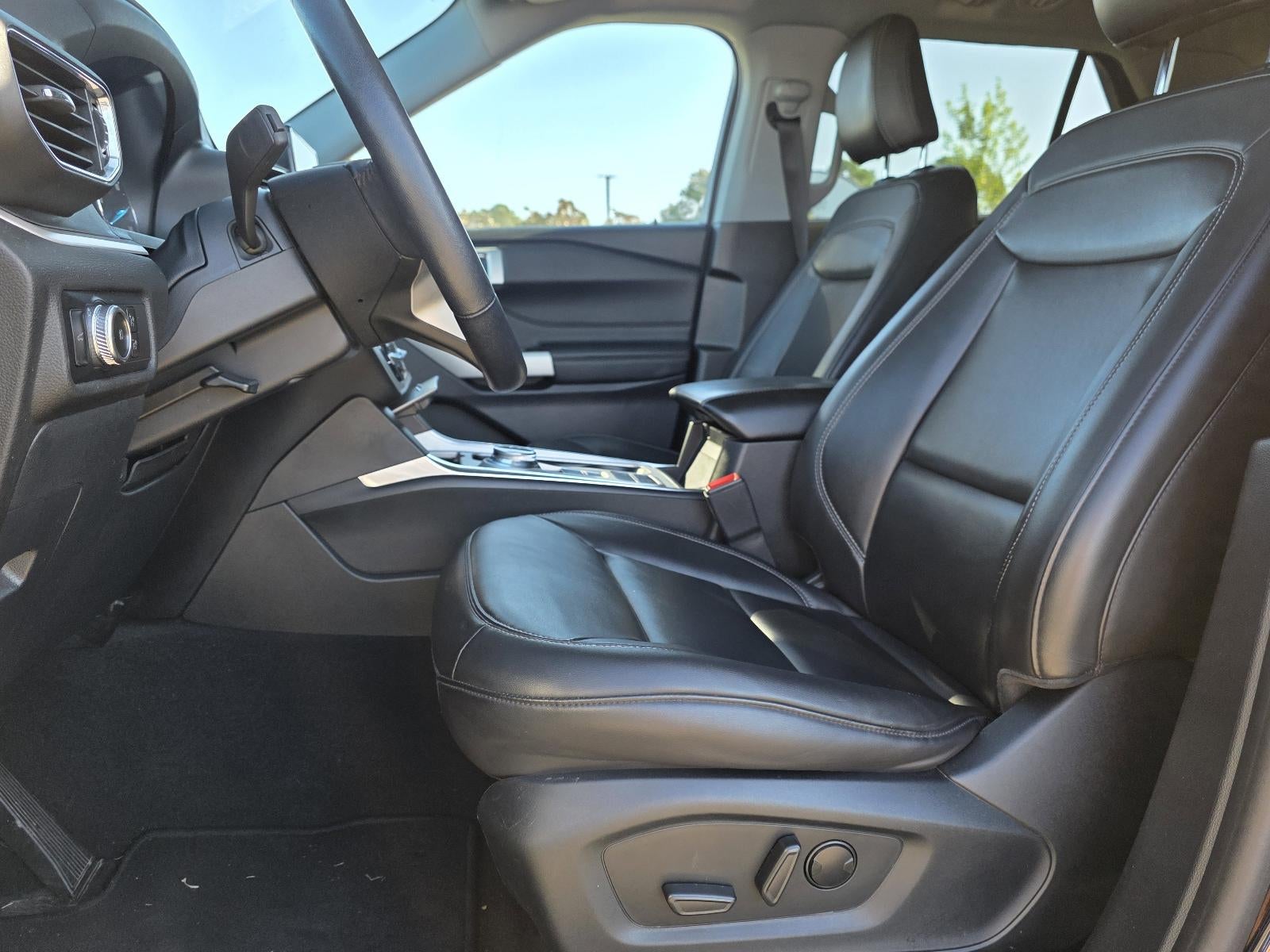 2023 Ford Explorer XLT RWD