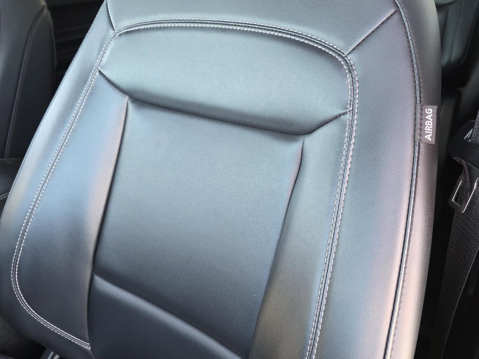 2023 Ford Explorer XLT RWD