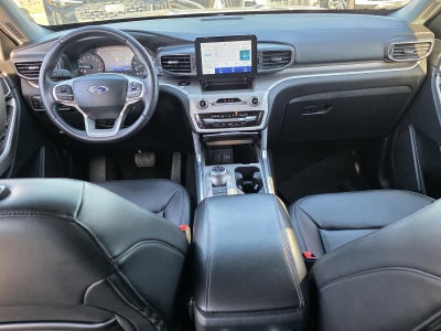 2023 Ford Explorer XLT RWD