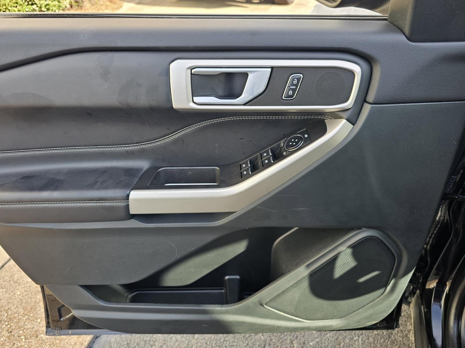 2024 Ford Explorer XLT RWD