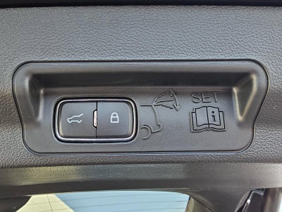 2024 Ford Explorer XLT RWD