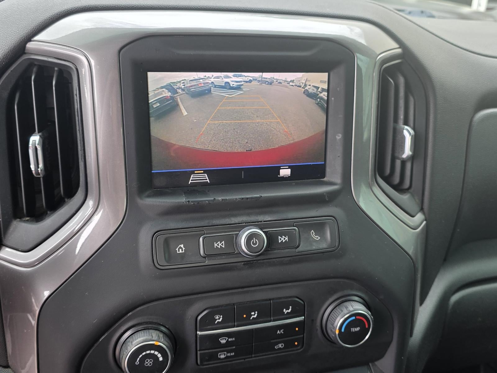 2020 Chevrolet Silverado 1500 Crew Cab Short Box 2-Wheel Drive Custom