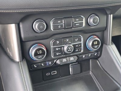 2023 Chevrolet Suburban 2WD Premier