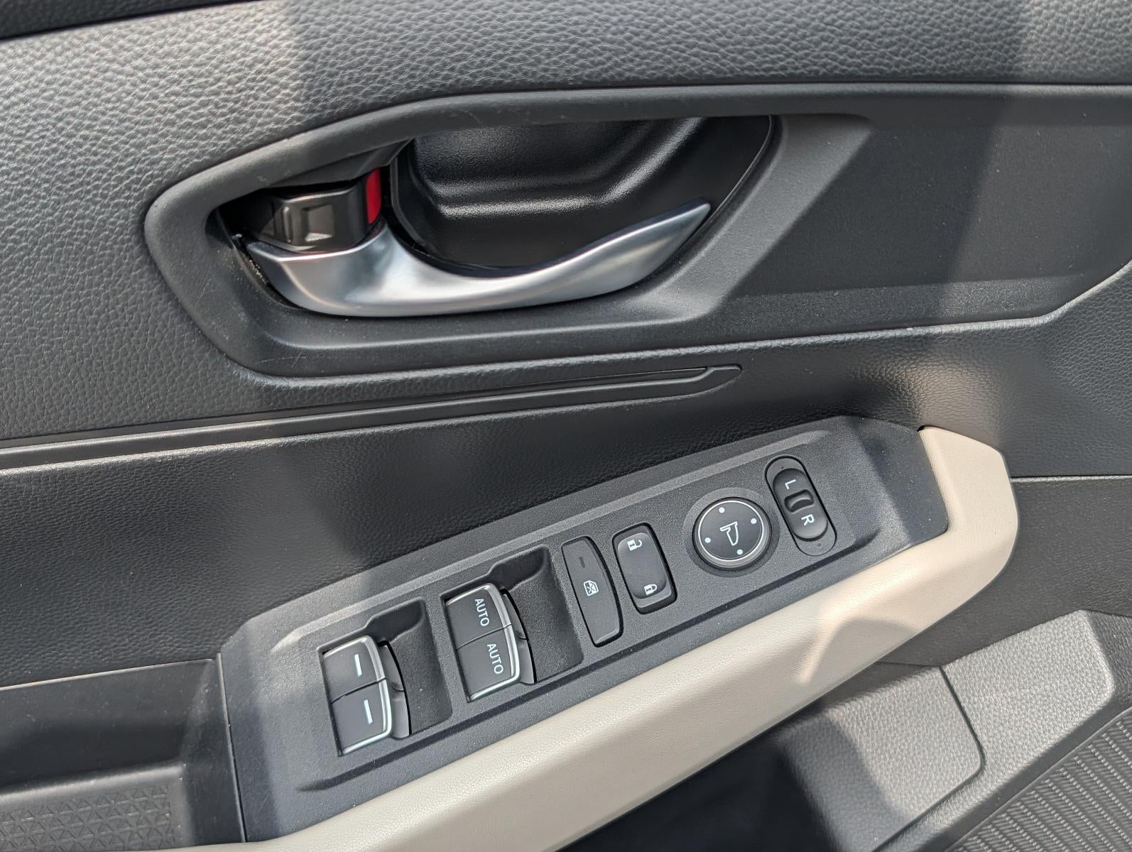 2025 Honda Accord Sedan LX CVT