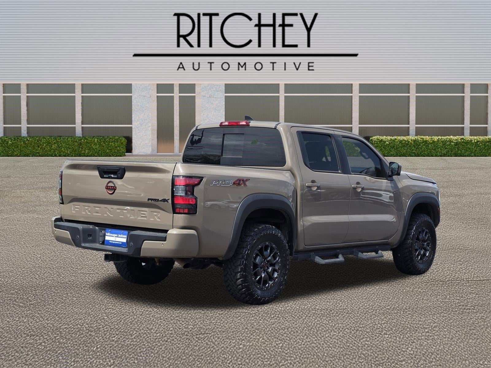 2023 Nissan Frontier Crew Cab 4x4 PRO-4X Auto