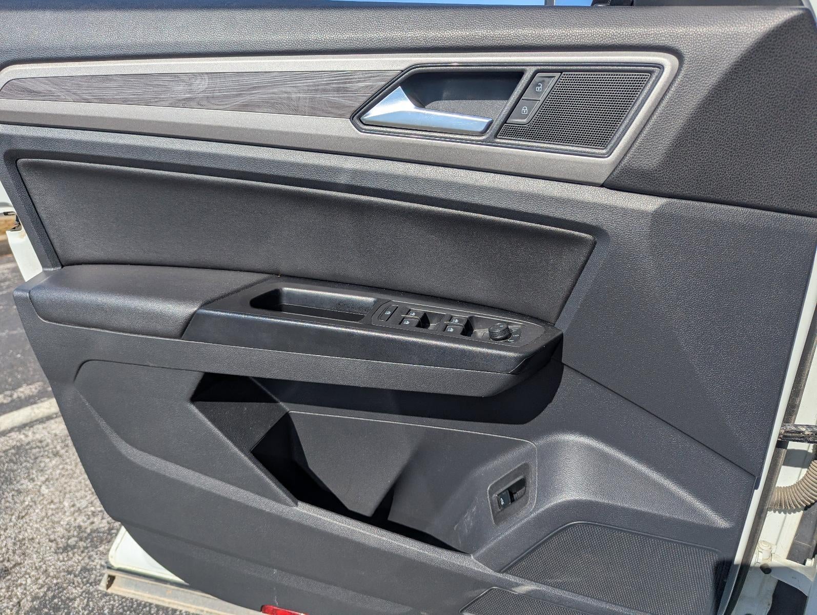 2020 Volkswagen Atlas Cross Sport 2.0T SE FWD