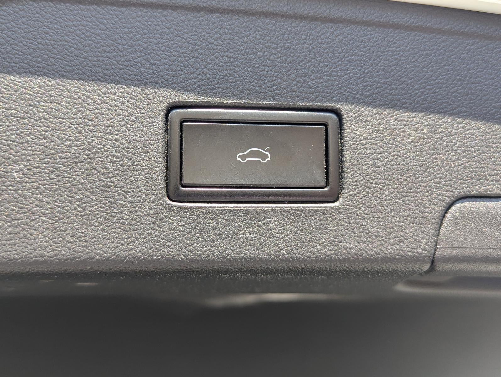 2020 Volkswagen Atlas Cross Sport 2.0T SE FWD