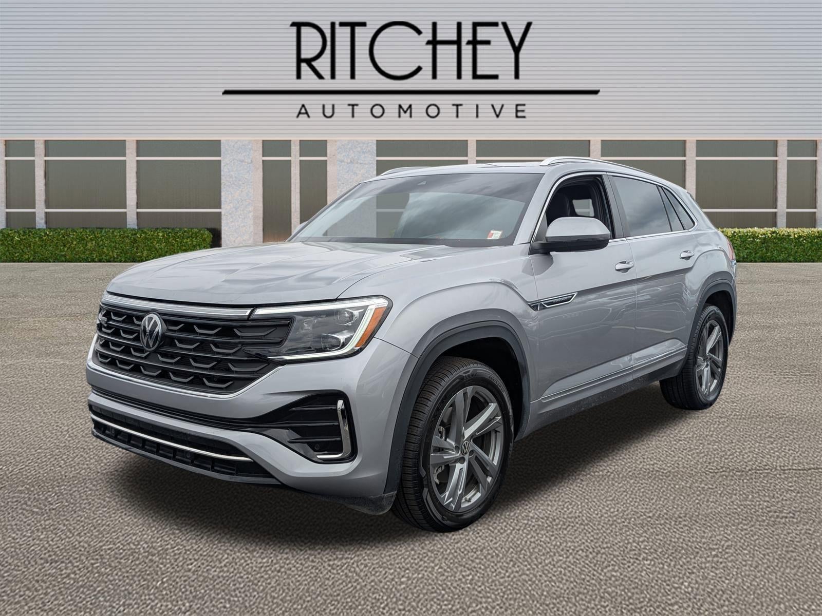 2024 Volkswagen Atlas Cross Sport 2.0T SEL R-Line 4MOTION