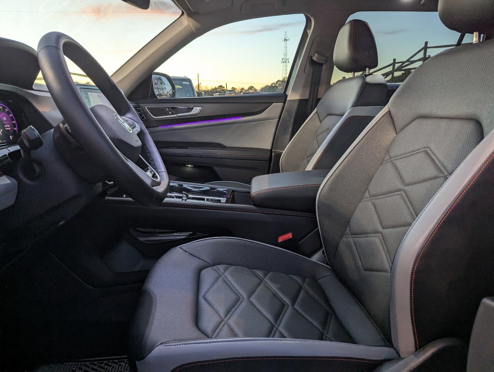 2025 Volkswagen Atlas 2.0T Peak Edition 4MOTION