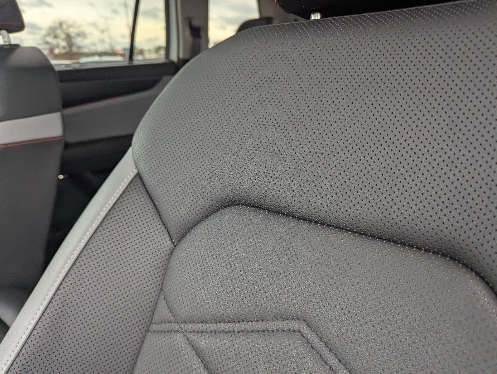 2025 Volkswagen Atlas 2.0T Peak Edition 4MOTION