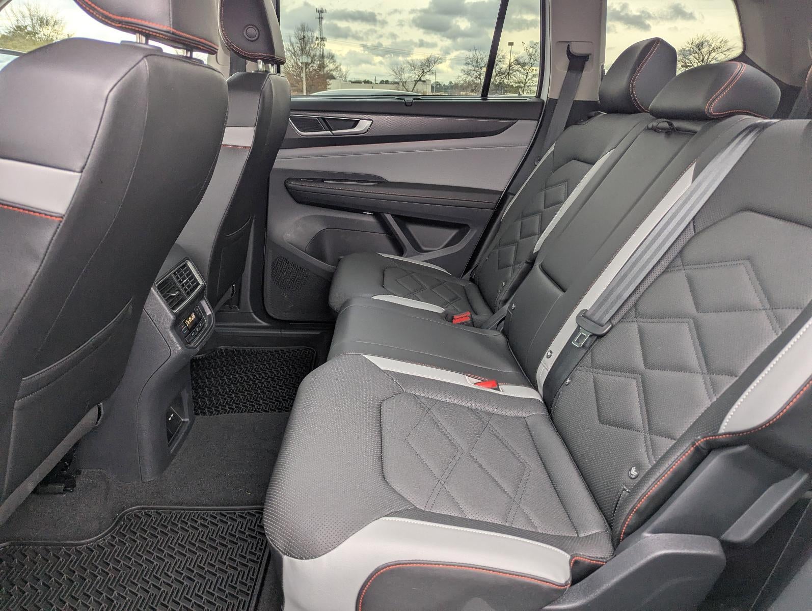 2025 Volkswagen Atlas 2.0T Peak Edition 4MOTION