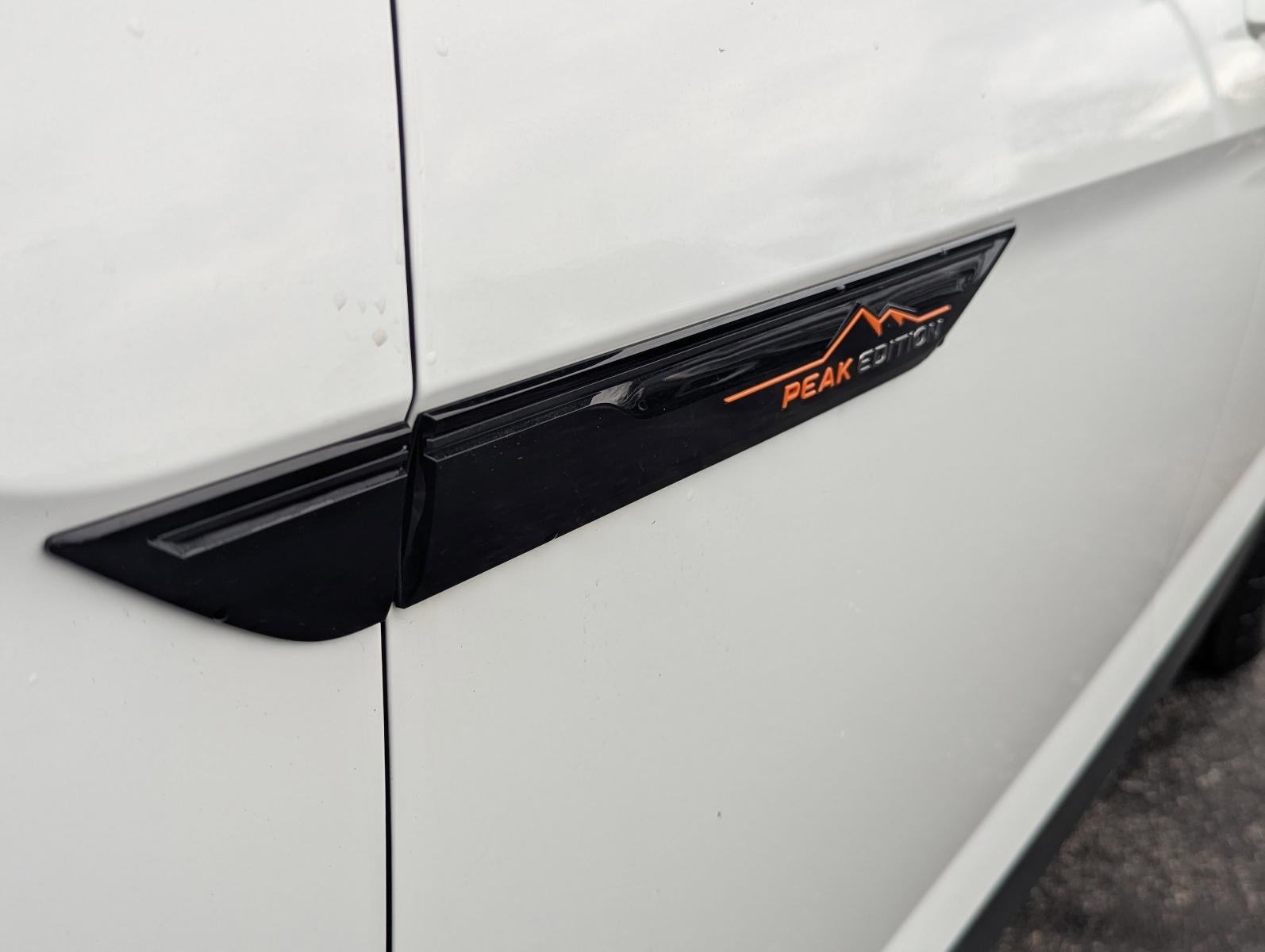 2025 Volkswagen Atlas 2.0T Peak Edition 4MOTION