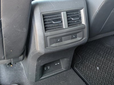 2023 Volkswagen Atlas Cross Sport 3.6L V6 SEL Premium R-Line 4MOTION