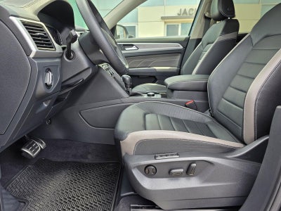 2021 Volkswagen Atlas 2021.5 3.6L V6 SEL Premium R-Line 4MOTION