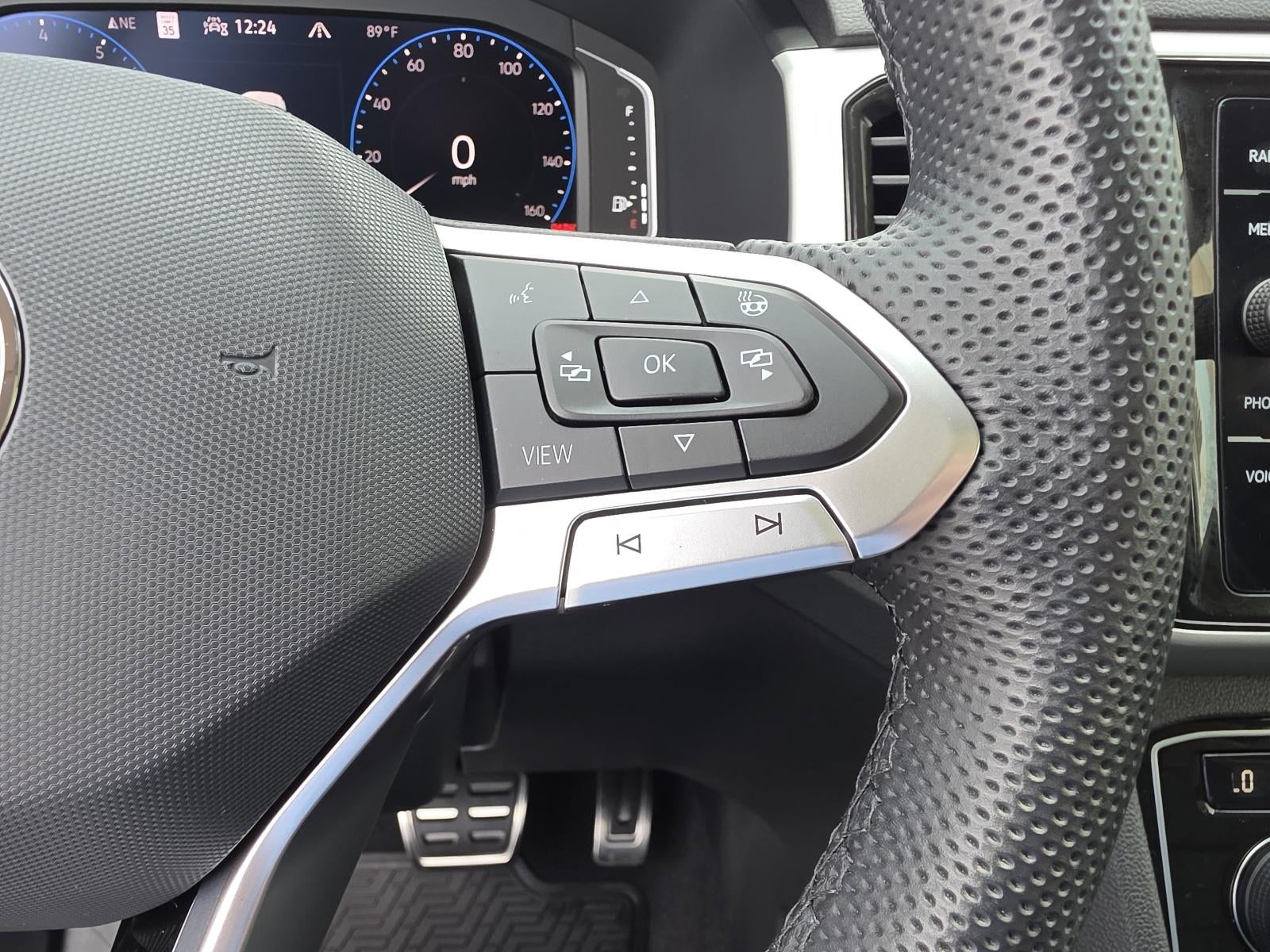 2021 Volkswagen Atlas 2021.5 3.6L V6 SEL Premium R-Line 4MOTION