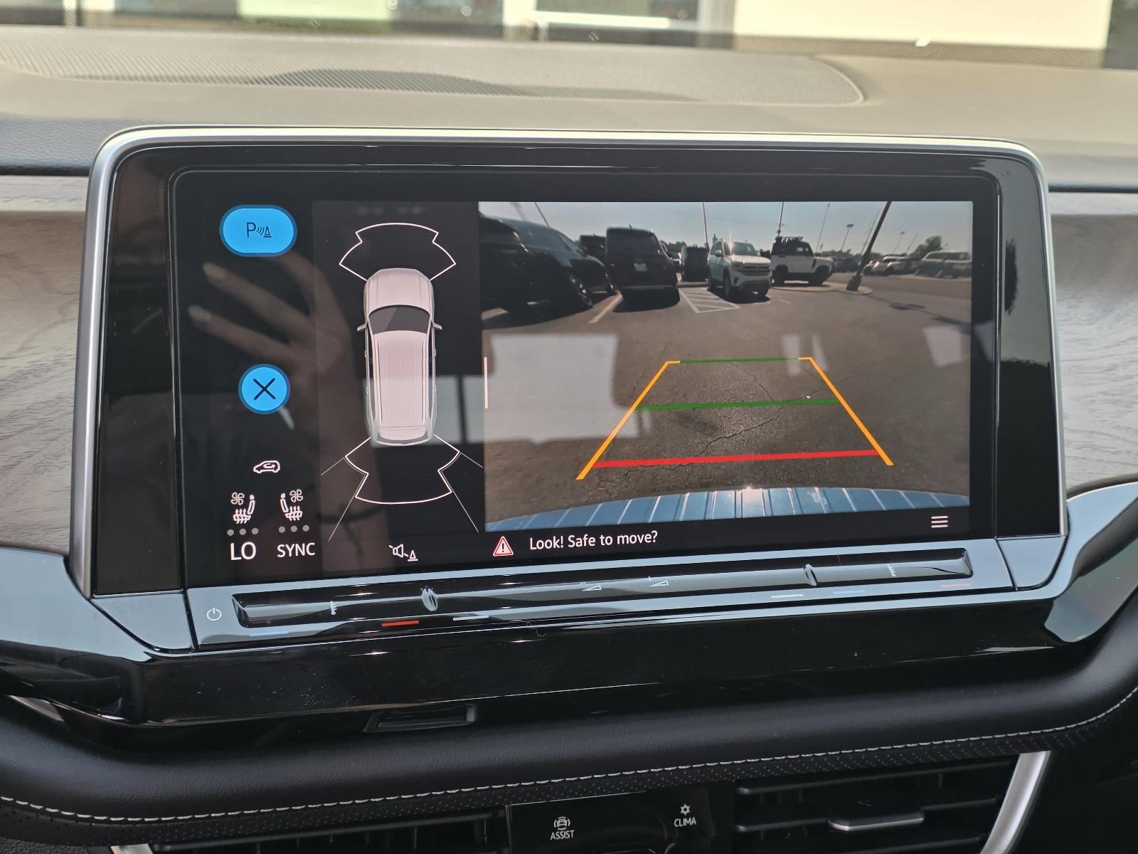 2024 Volkswagen Atlas 2.0T SE w/Technology 4MOTION