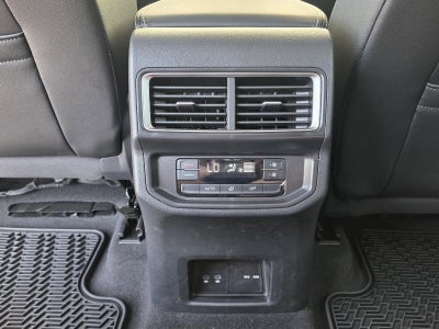 2024 Volkswagen Atlas 2.0T SE w/Technology 4MOTION