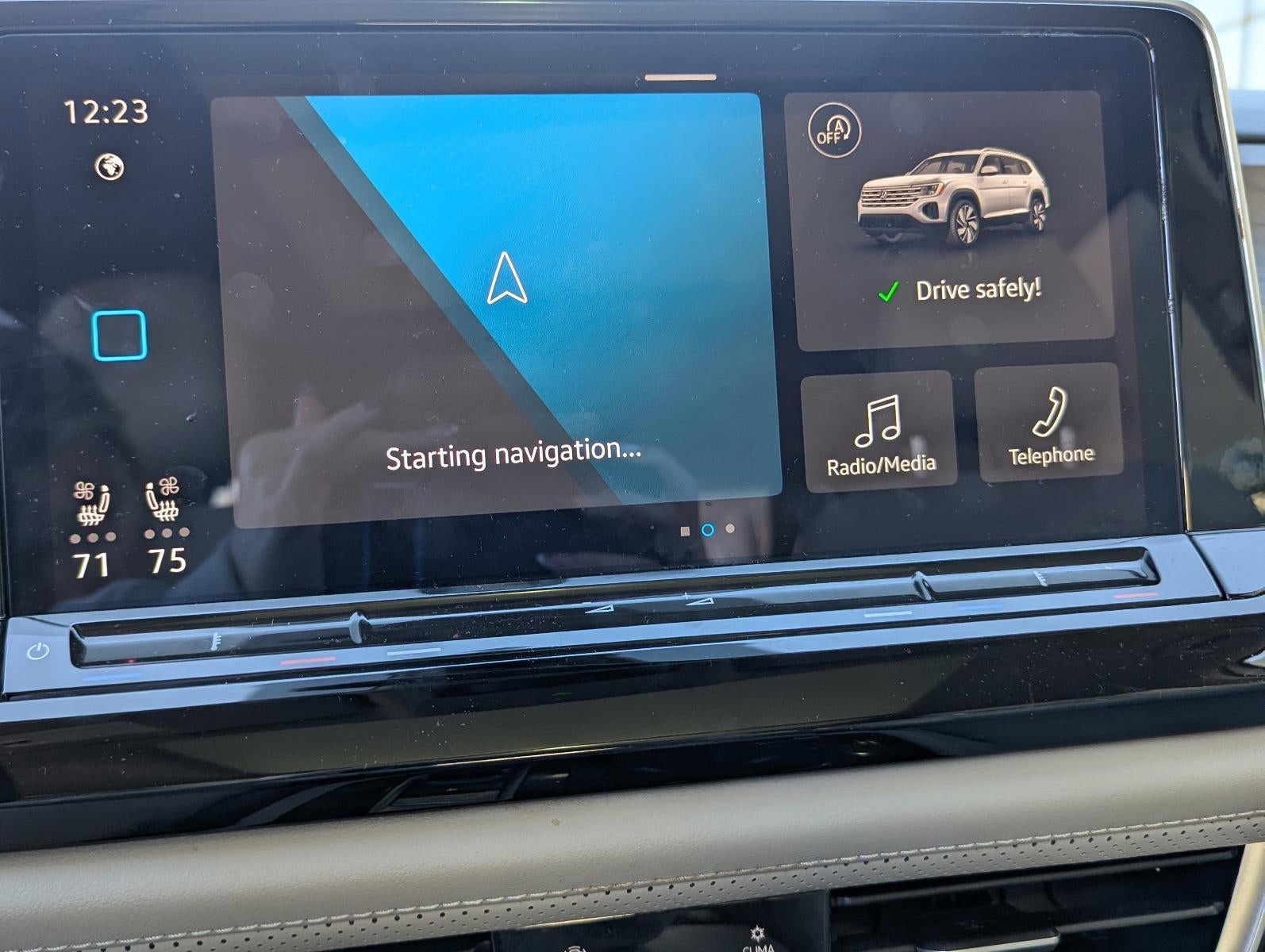 2024 Volkswagen Atlas 2.0T SE w/Technology FWD