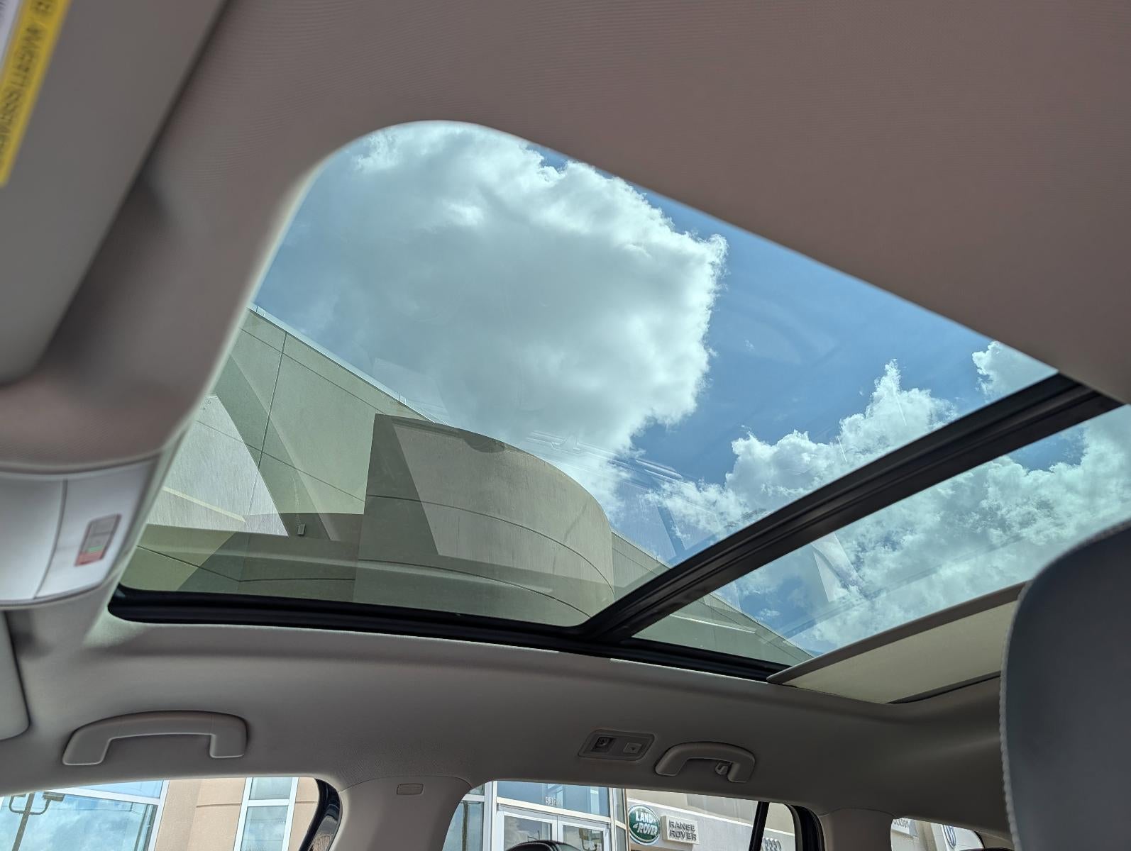 2023 Volkswagen Atlas 3.6L V6 SE w/Technology FWD